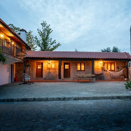 Quinta Ze Do Coval 아파트